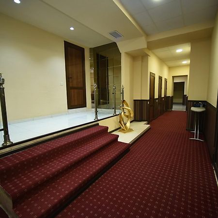 Yerevan Inn Hostel Екстериор снимка