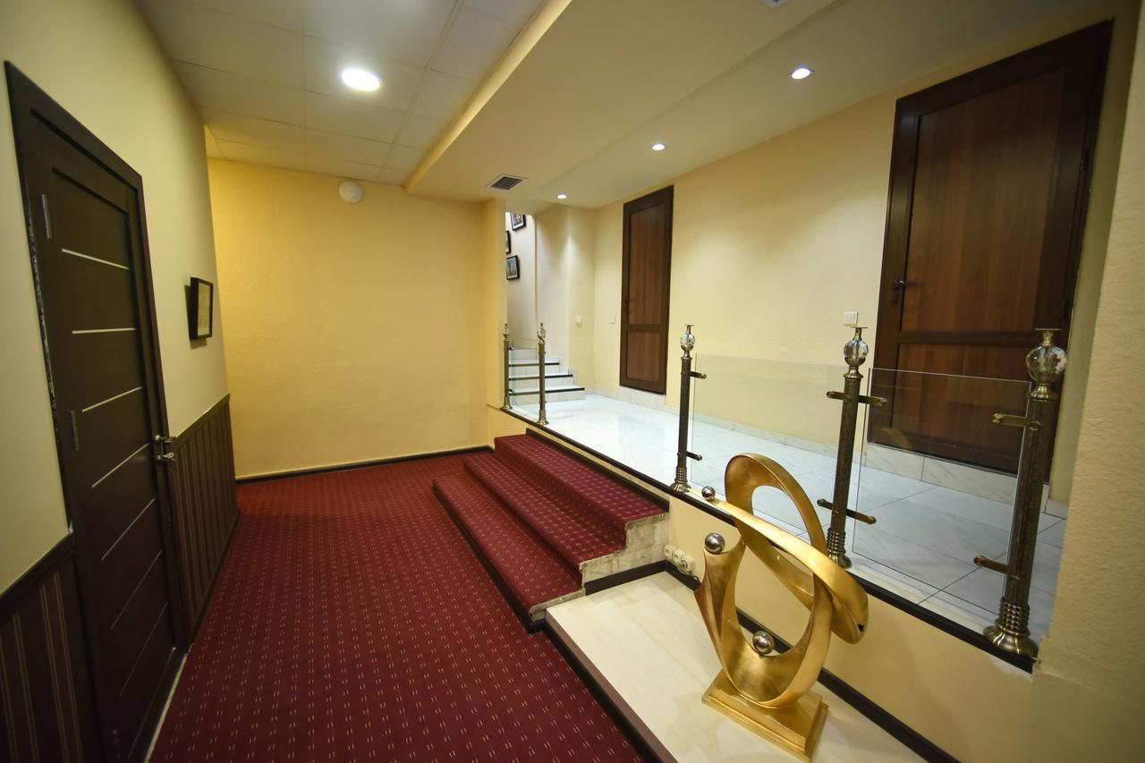 Yerevan Inn Hostel Екстериор снимка