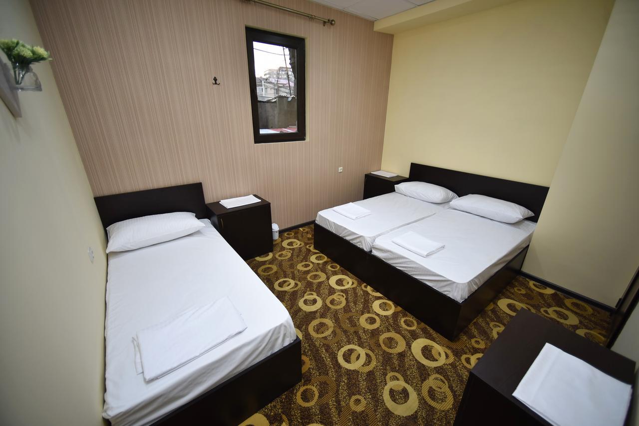 Yerevan Inn Hostel Екстериор снимка