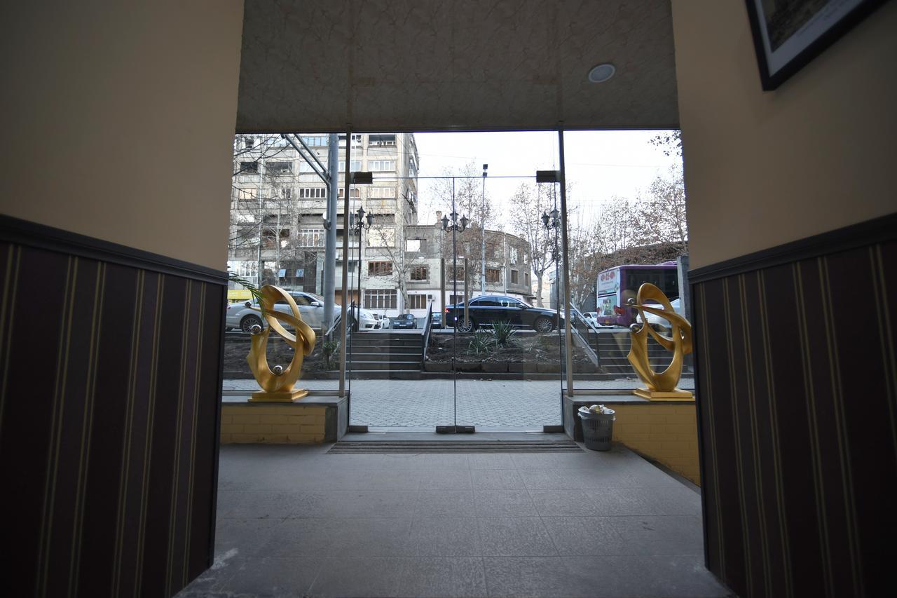 Yerevan Inn Hostel Екстериор снимка