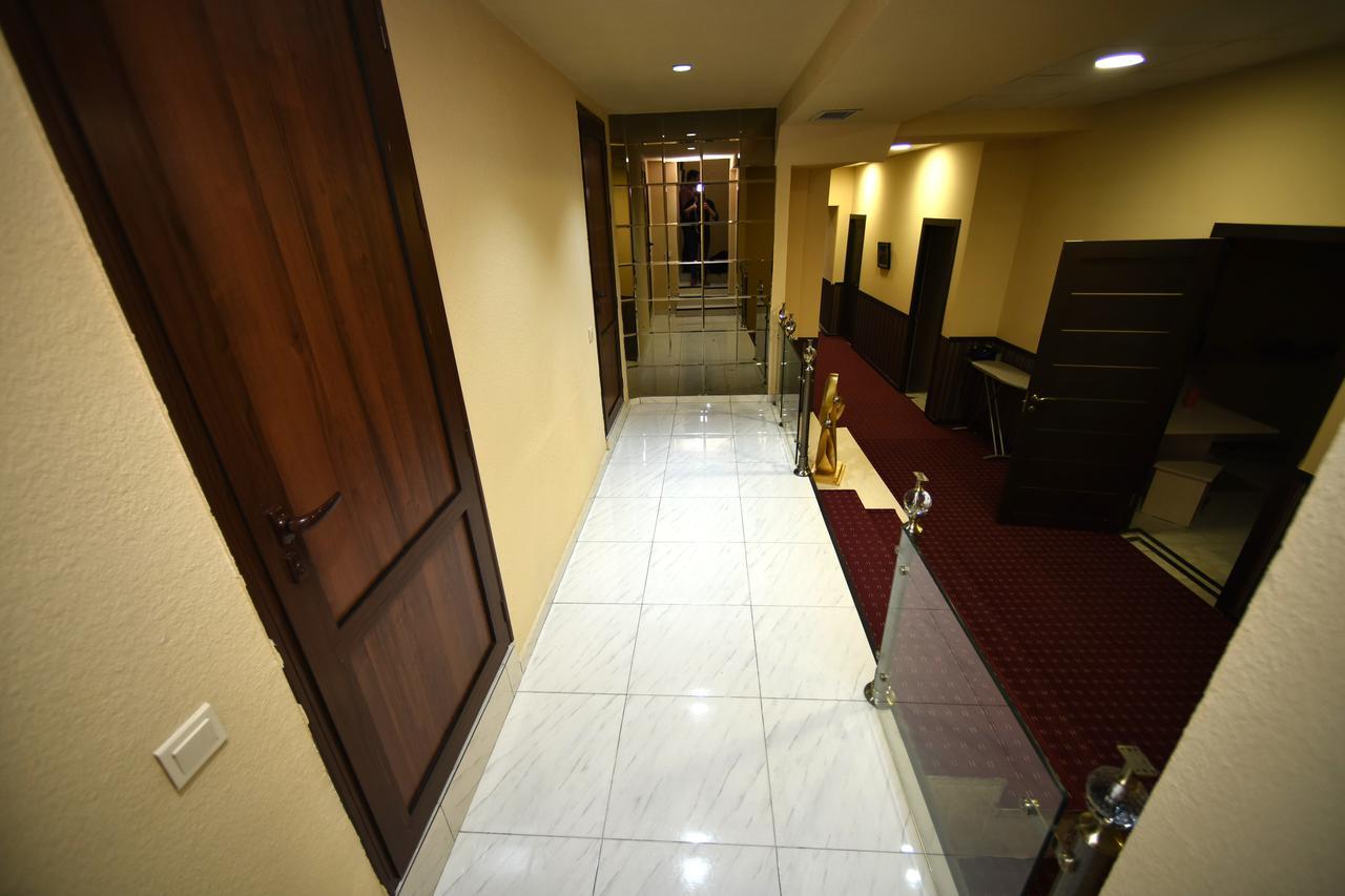 Yerevan Inn Hostel Екстериор снимка